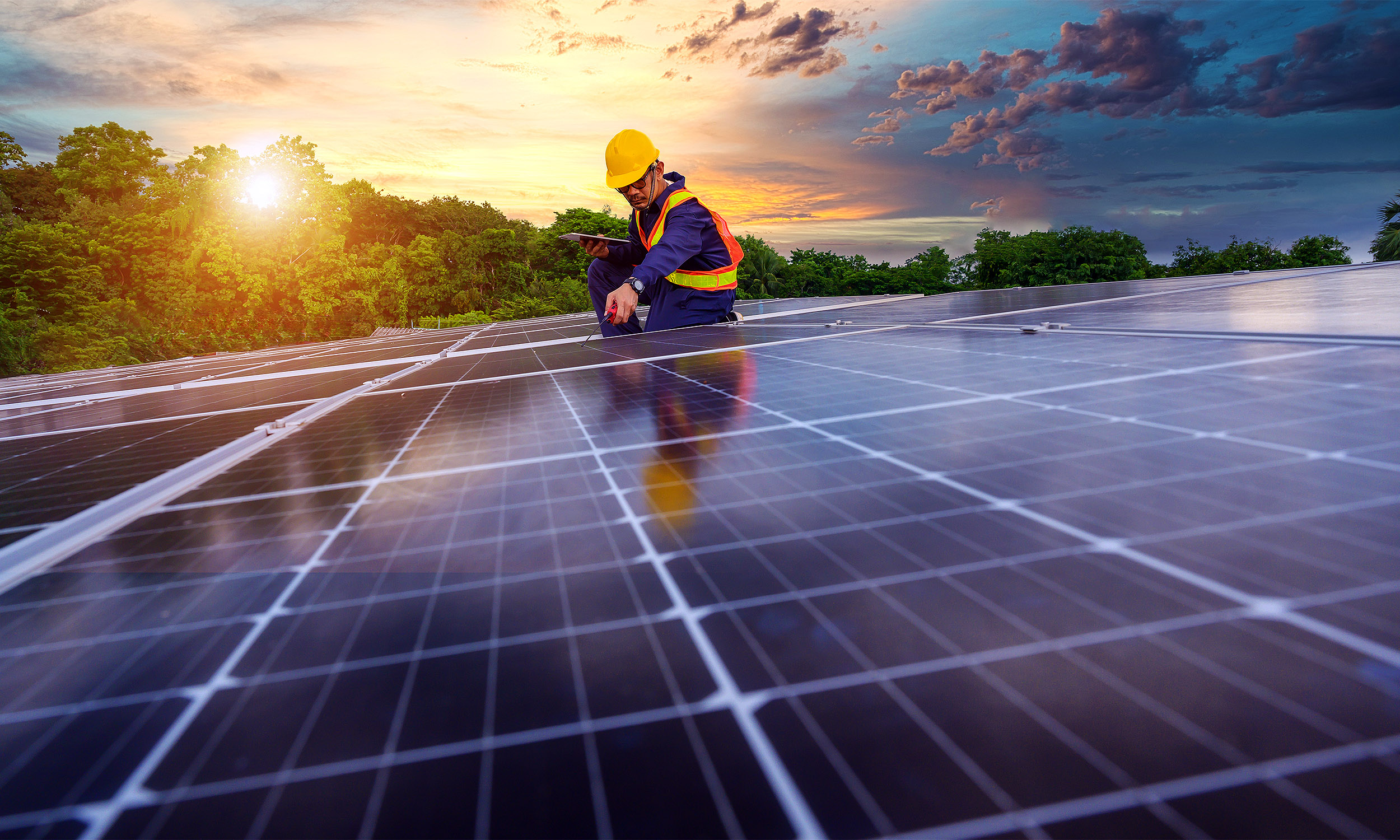 Breakthrough in Renewable Energy: New Solar Panel Technology Unveiled":